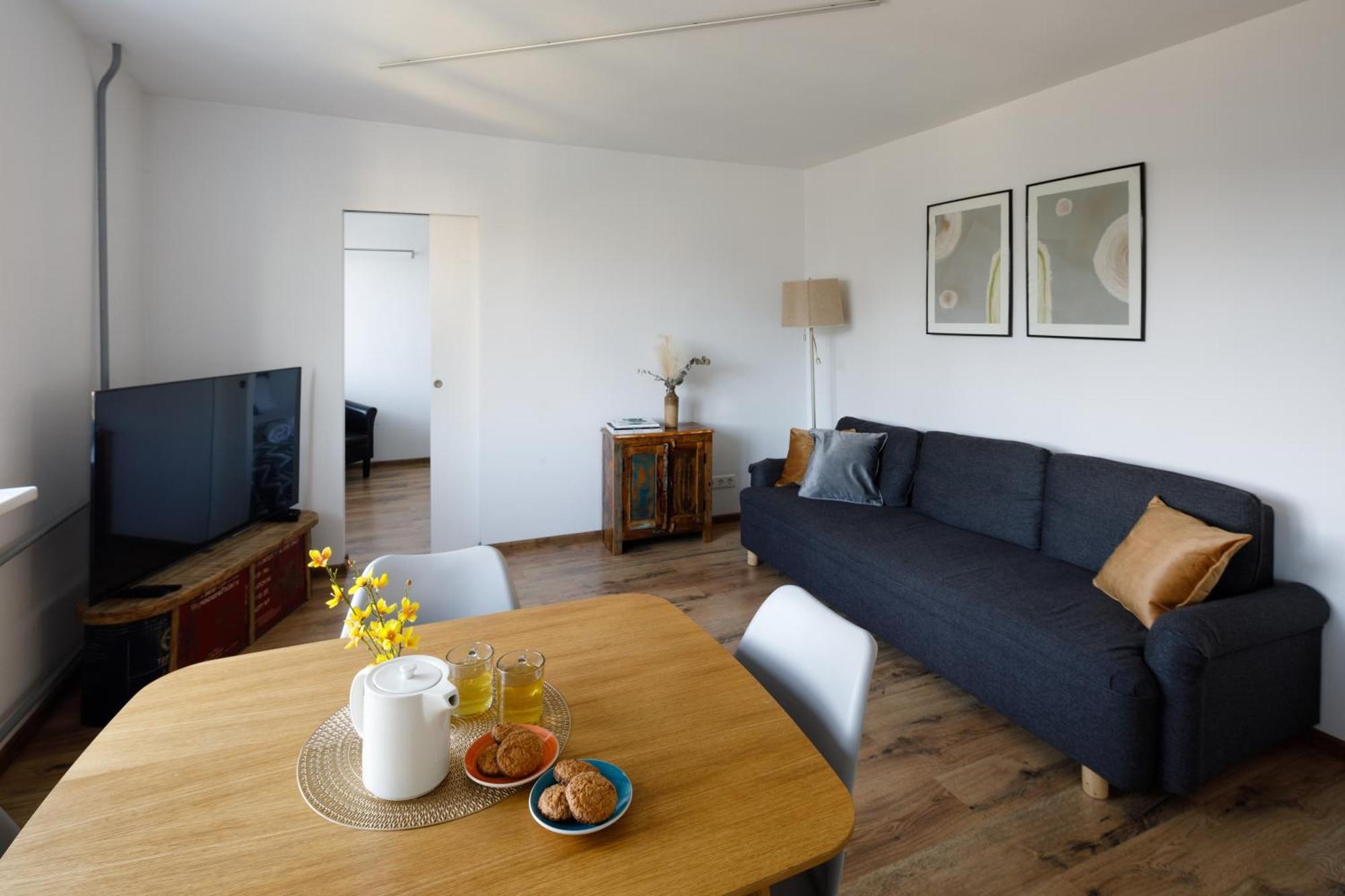 Brivibas Yard Apartment With Parking In City Center ريغا المظهر الخارجي الصورة